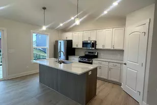 744 Hawthorn Ct, Middleville, MI 49333 - Photo 2