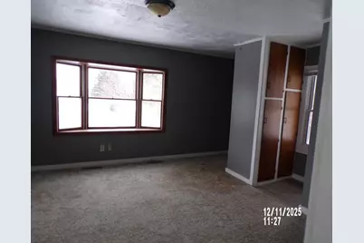 305 W Pine Street, Big Rapids, MI 49307 - Photo 6