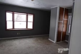 305 W Pine St, Big Rapids, MI 49307 - Photo 6