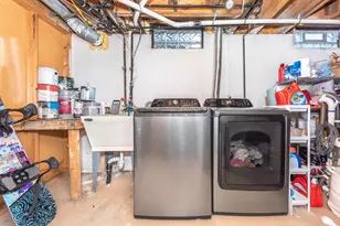 237 Winchester St, South Lyon, MI 48178 - Photo 40