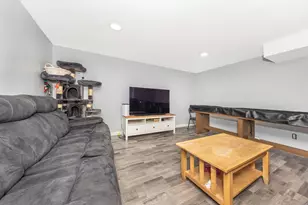 237 Winchester St, South Lyon, MI 48178 - Photo 34