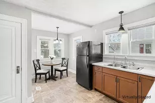 188 E 26th St, Holland, MI 49423 - Photo 10