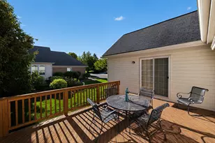39828 Village Run Dr, Northville, MI 48168 - Photo 50