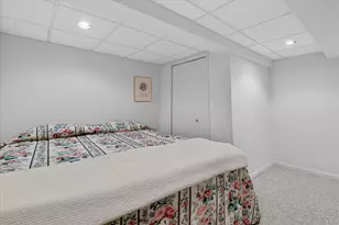 39828 Village Run Dr, Northville, MI 48168 - Photo 48