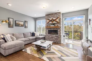 2759 Bristol Rdg Dr, Ann Arbor, MI 48105 - Photo 4