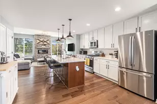 2759 Bristol Rdg Dr, Ann Arbor, MI 48105 - Photo 8