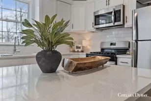 1128 Mc Reynolds Ave NW, Grand Rapids, MI 49504 - Photo 8