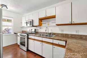 1040 Ada Pl Dr SE, Grand Rapids, MI 49546 - Photo 12