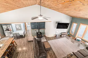 323 S Truhn Rd, Fowlerville, MI 48836 - Photo 4