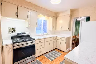 2964 Foster Ave NE, Grand Rapids, MI 49505 - Photo 6