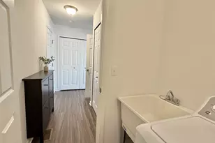 10290 Swan Lake Cir, Ypsilanti, MI 48197 - Photo 32