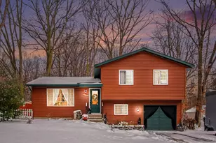 12718 112th Ave, Grand Haven, MI 49417 - Photo 1