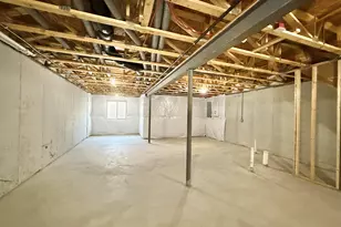 5586 E Spaniel Dr, Ann Arbor, MI 48108 - Photo 40