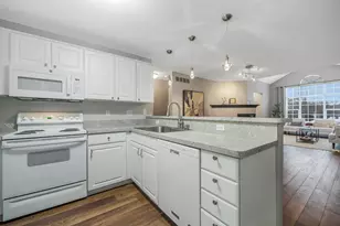 4101 Cameron Circle, Commerce Township, MI 48390 - Photo 14