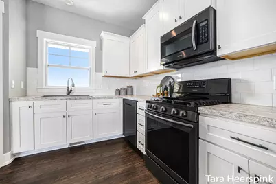 1649 Byron Road, Hudsonville, MI 49426 - Photo 4