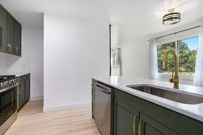 7610 Lake Wood Drive, Portage, MI 49002 - Photo 8