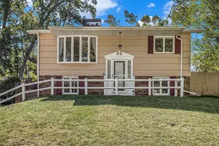 7610 Lake Wood Dr, Portage, MI 49002 - Photo 1