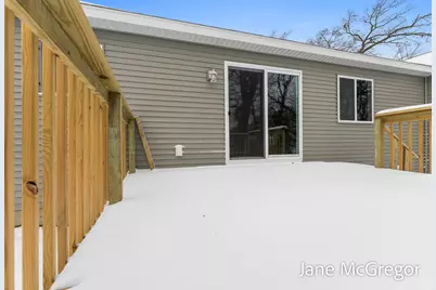 1065 James Avenue, Muskegon, MI 49442 - Photo 36