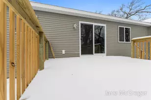 1065 James Ave, Muskegon, MI 49442 - Photo 36