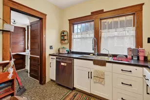 510 S Clinton St, Albion, MI 49224 - Photo 14