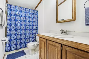 115 E X Y Ave, Vicksburg, MI 49097 - Photo 20