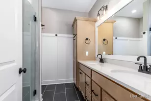 6604 Timber Crst Dr NE, Rockford, MI 49341 - Photo 12