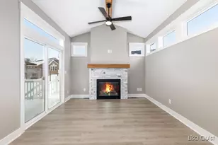 6604 Timber Crst Dr NE, Rockford, MI 49341 - Photo 10