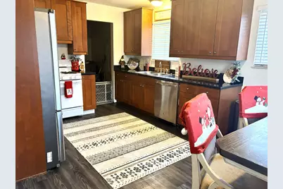 1704 E Meyers Avenue, Hazel Park, MI 48030 - Photo 10