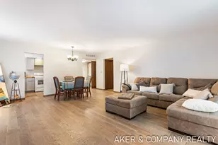 832 York Ave, Holland, MI 49423 - Photo 12