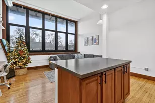 600 Broadway Ave NW, Grand Rapids, MI 49504 - Photo 18