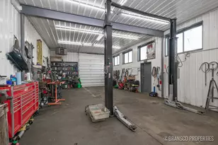 2960 Division Ave S, Grand Rapids, MI 49548 - Photo 12