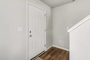 13710 Oasis Ave, Holland, MI 49424 - Photo 2