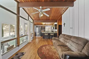 261 Somerset Dr, Brooklyn, MI 49230 - Photo 10