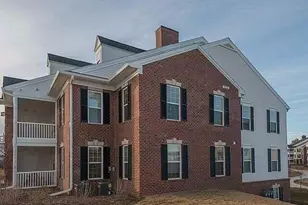 1045 E Summerfield Glen Glen, Ann Arbor, MI 48103 - Photo 2