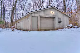 5150 Stone Oak Dr, Jackson, MI 49201 - Photo 4