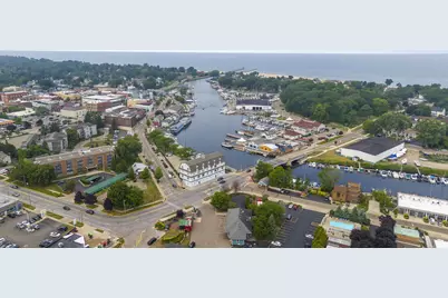 532 Dyckman Avenue #B1A, South Haven, MI 49090 - Photo 2