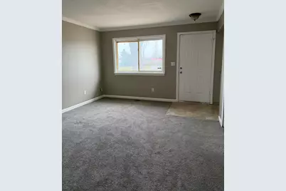 2399 Emmons Avenue, Warren, MI 48091 - Photo 2