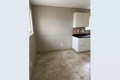 2399 Emmons Avenue, Warren, MI 48091 - Photo 4