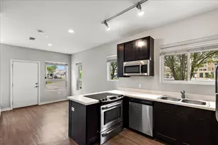 600 Douglas St NW, Grand Rapids, MI 49504 - Photo 6