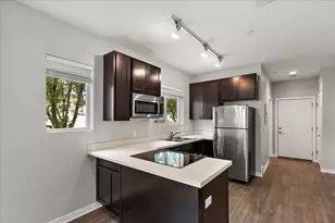 600 Douglas St NW, Grand Rapids, MI 49504 - Photo 8