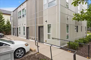 600 Douglas St NW, Grand Rapids, MI 49504 - Photo 20