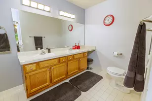 40049 Rolling Green Ct, Canton, MI 48188 - Photo 16