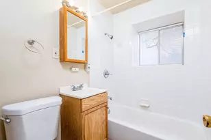 32008 Cheboygan Ct, Westland, MI 48186 - Photo 16