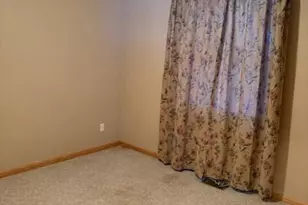 6235 Hilda St, Coloma, MI 49038 - Photo 30