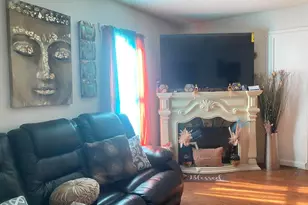 1097 Pearl St, Benton Harbor, MI 49022 - Photo 6