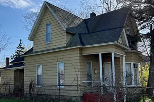 309 High St, Benton Harbor, MI 49022 - Photo 2