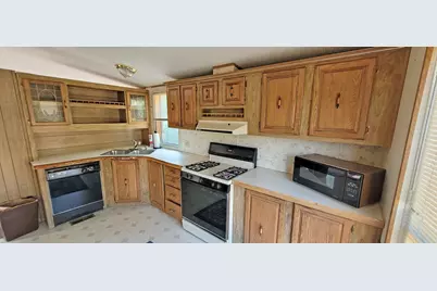 6634 N Woodbridge Road, White Cloud, MI 49349 - Photo 12
