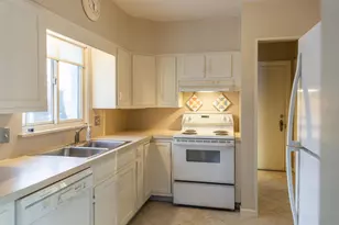 2117 Academy Dr NE, Grand Rapids, MI 49503 - Photo 20