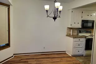 2311 Radcliff Village Dr SE, Grand Rapids, MI 49546 - Photo 6