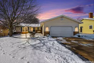 1921 Camille Dr SE, Grand Rapids, MI 49546 - Photo 2